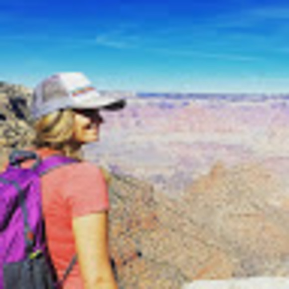 Meet your Posher, Mandy - Picture 1 of 1